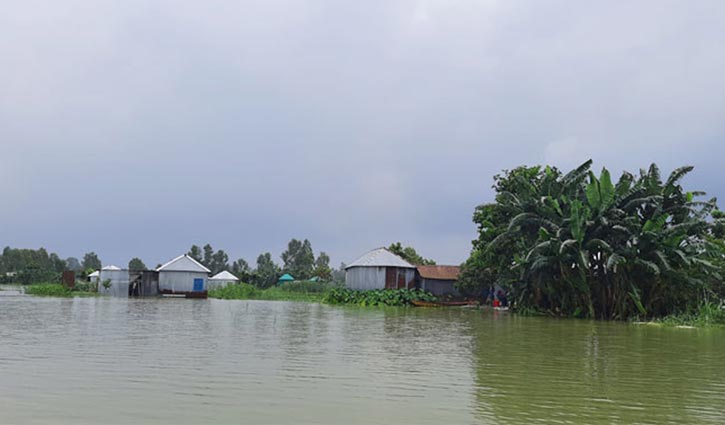 যমুনার পানি বিপৎসীমার ৪৯ সে.মি ওপরে, পানিবন্দি অর্ধলাখ মানুষ