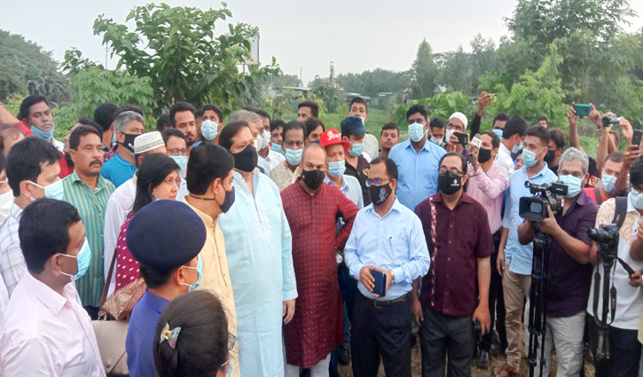 স্টেডিয়াম নির্মাণ হবে, তাই পদ্মাপাড়ে উৎসবের আমেজ