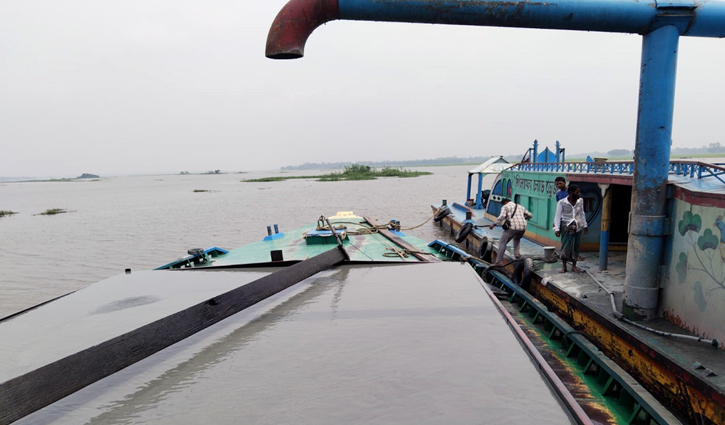 তিতাস নদী থেকে বালু উত্তোলন করায় ২ জনের কারাদণ্ড