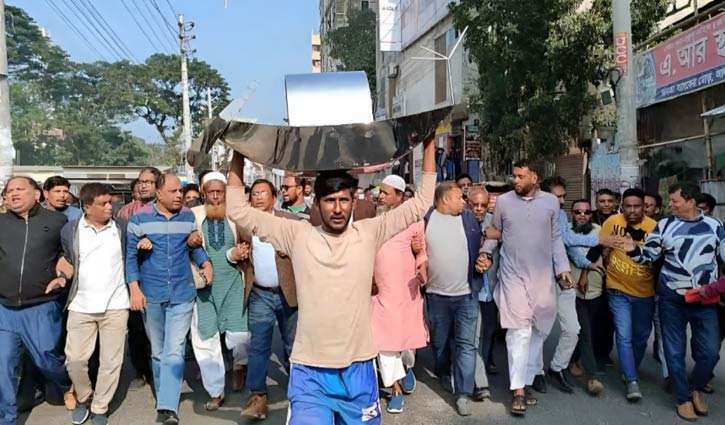 প্রার্থিতা ফিরে পেলেন আ.লীগের শামীম, নেতাকর্মীদের মিছিল