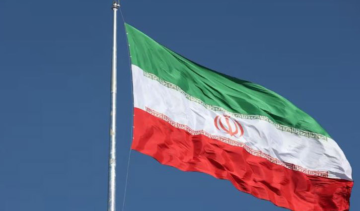 Over 100 killed in twin bomb blasts in Iran