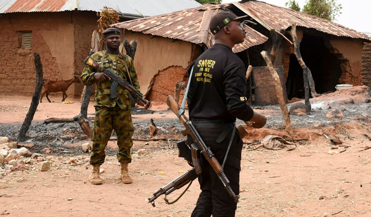 Armed groups kill 160 in Nigeria