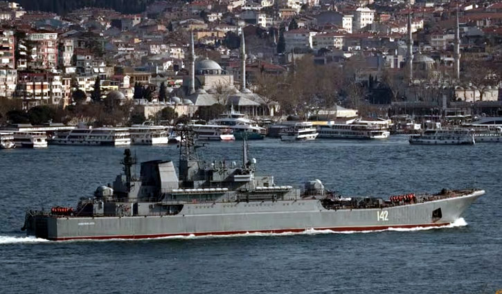 Ukraine claims it destroyed Russian warship