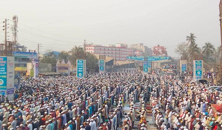 Lakhs join Jumma prayer at Ijtema ground