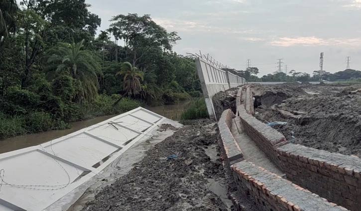 ফের ধসে পড়েছে পায়রা বন্দরের সীমানা দেয়াল