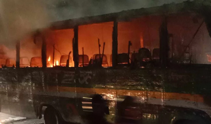 Bus torched in capital’s Taltola