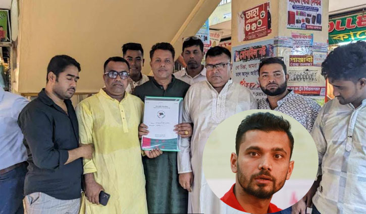 Mashrafe collects AL nomination form for Narail-2