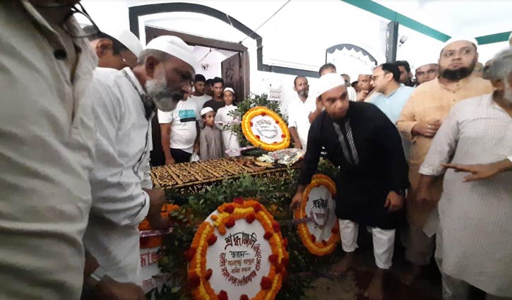 সিরাজগঞ্জের এনায়েতপুরী দরবার শরীফে সমায়িত হলেন আবুল হোসেন