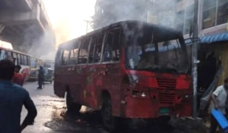 3 buses set ablaze in Chattogram, BGB patrolling on highway