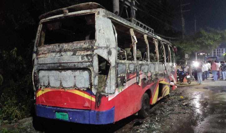 Bus set on fire in Chattogram