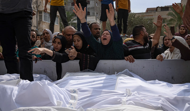 Gaza death toll tops 10,000; UN calls it a children`s graveyard