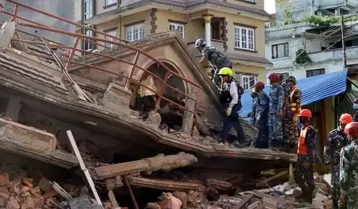 129 killed as massive earthquake hits Nepal