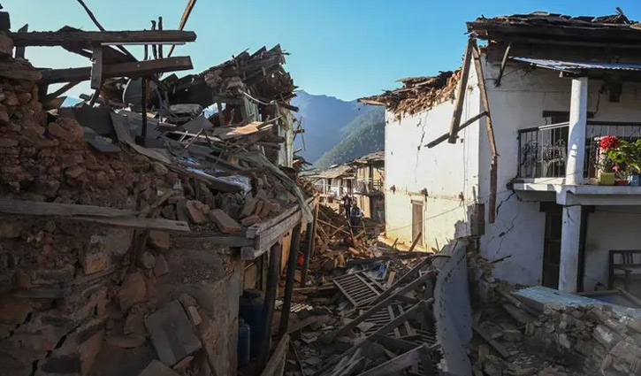 Earthquake jolts Nepal again