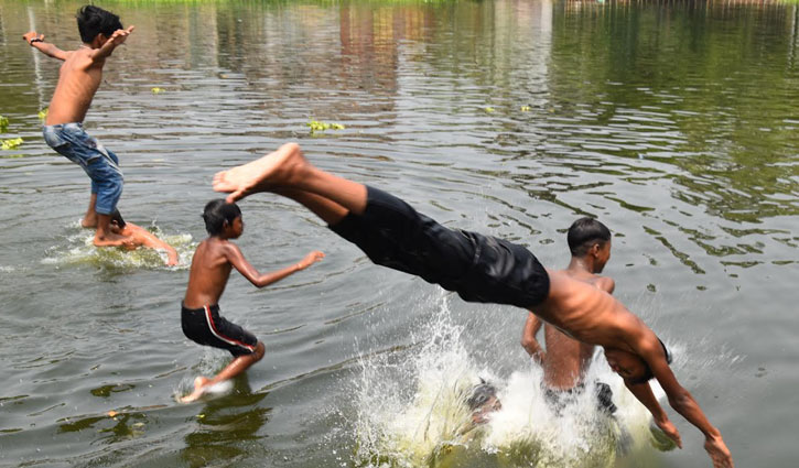 রাজশাহীতে ৪০ ডিগ্রি ছাড়াল দিনের তাপমাত্রা