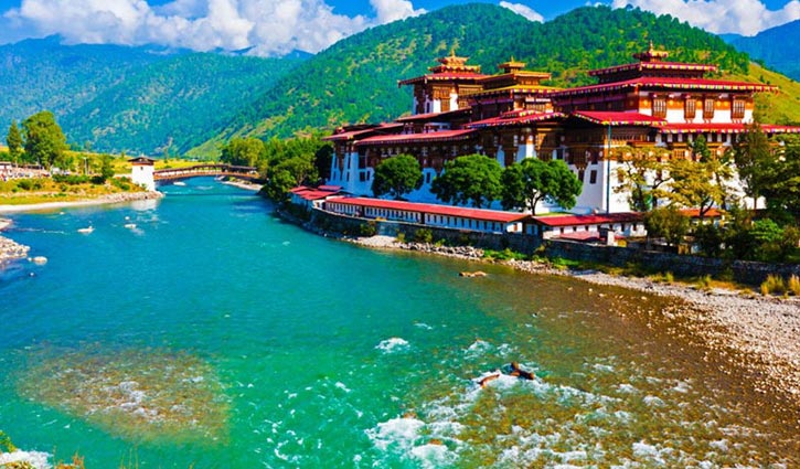 Bhutan reduces fees to $15 for Bangladeshi tourists