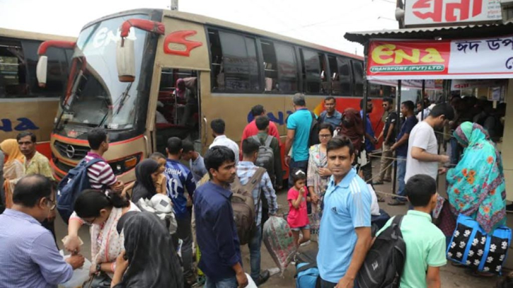 ঈদযাত্রার শেষ মুহূর্তে বাসে ইচ্ছেমতো ভাড়া আদায়