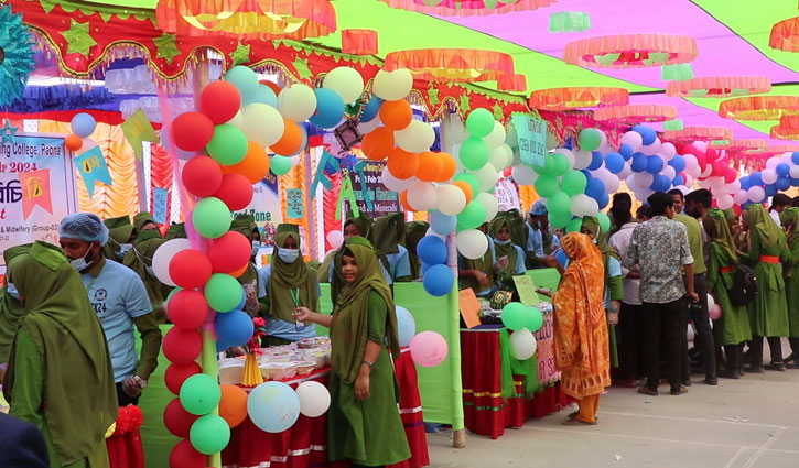 ফুড ফেয়ারে শিক্ষার্থীরা শিখলেন কোন খাবারে কী ভিটামিন