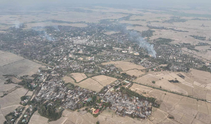 মিয়ানমারের কাওলিন শহর পুড়িয়ে দিলো জান্তা বাহিনী