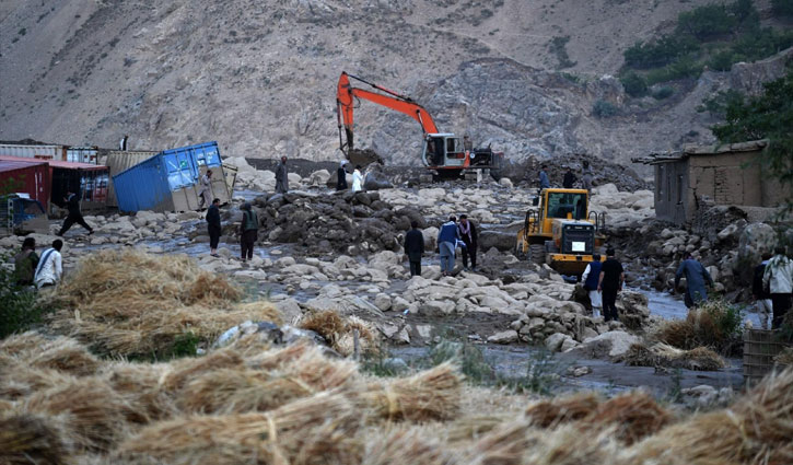 Landslide kills 25 in east Afghanistan