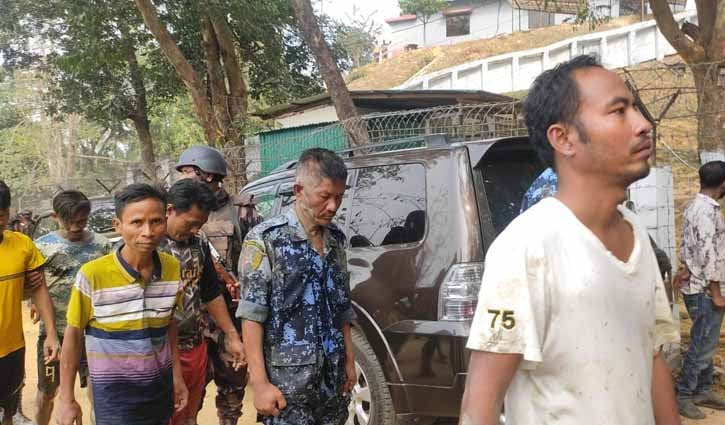 63 more Myanmar men flee to Bangladesh