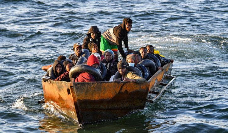 13 migrants die in shipwreck off Tunisia