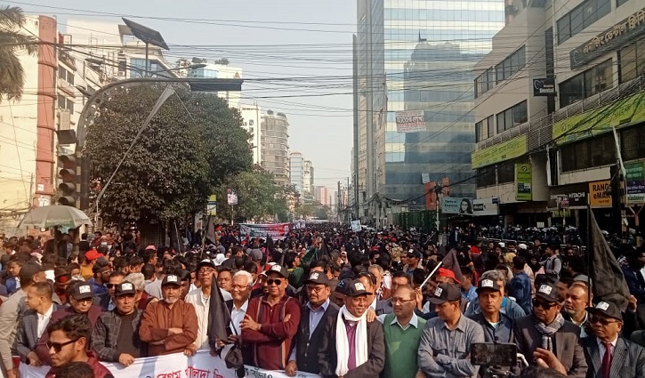 সংসদ অধিবেশনের দিন দেশব্যাপী বিএনপির ‘কালো পতাকা’ মিছিল