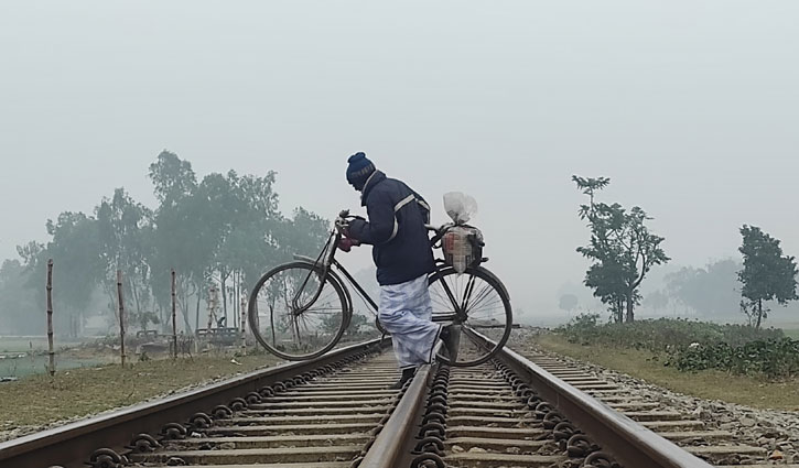 শীতে কাঁপছে পঞ্চগড়