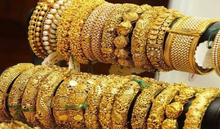 Gold price now Tk 1,12,441 per bhori