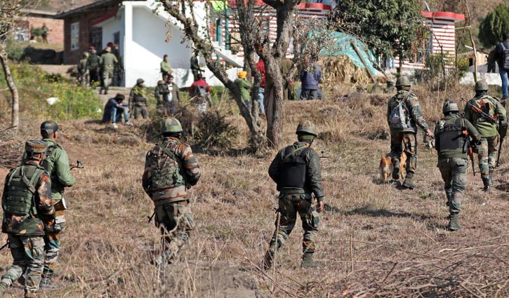 জম্মু-কাশ্মীরে সশস্ত্র হামলায় ৫ ভারতীয় সেনা নিহত