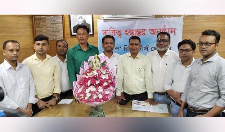 ল’রিপোর্টার্স ফোরামের নবনির্বাচিত কমিটির দায়িত্ব গ্রহণ