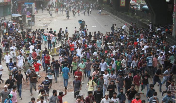 চট্টগ্রামে নিহত ৩ জনের লাশ হস্তান্তর, ১ লাখ টাকা করে সহায়তা