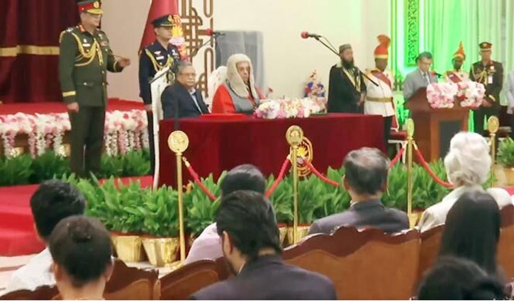 Syed Refaat Ahmed takes oath as Chief Justice