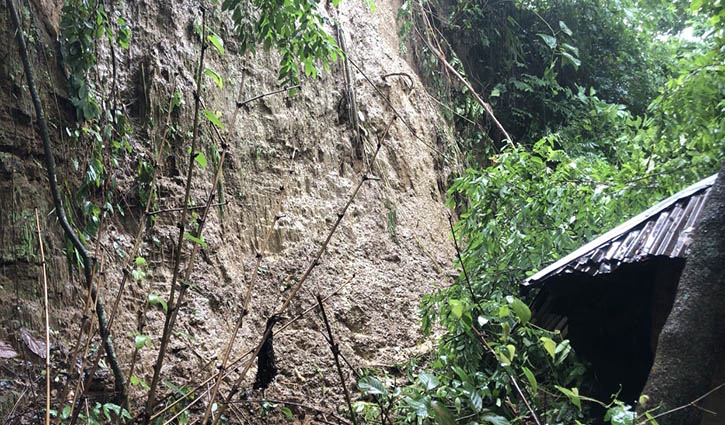 Child among 2 killed in Cox`s Bazar landslides