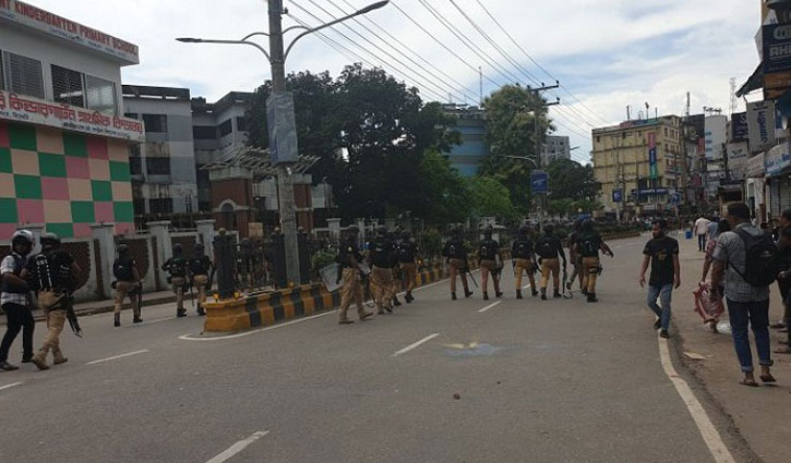 সিলেটে পুলিশ-ছাত্রদল সংঘর্ষে আহত ১০