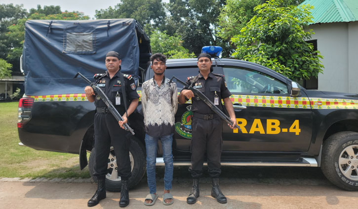 সাভারের কিশোর গ্যাং ‘ইমন গ্রুপের’ দলনেতা গ্রেপ্তার