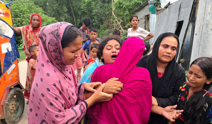 কোরবানির গরু নিয়ে ‘উপহাসের’ কারণ জানতে চাওয়ায় কুপিয়ে হত্যা