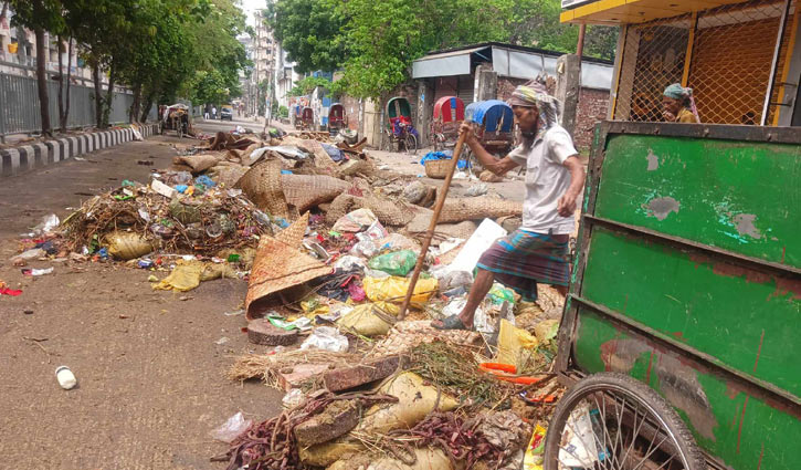 ডিএনসিসির ৪৮ ওয়ার্ডে শতভাগ বর্জ্য অপসারণ