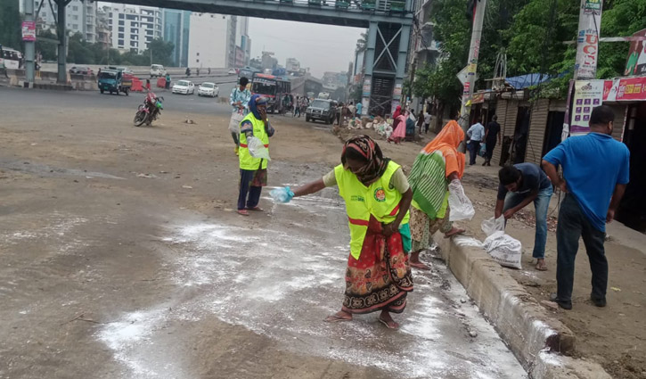 ঈদের দ্বিতীয় দিনে ঢাকা উত্তর সিটির কোরবানির বর্জ্য শতভাগ অপসারণ