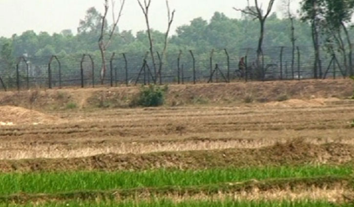 Bangladeshi killed in BSF firing along Naogaon border