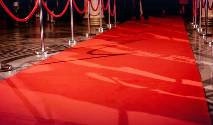 Pakistan bans red carpets at official events