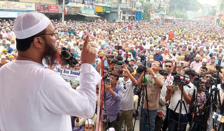 নিজে পরিবর্তন হয়ে, দেশ পরিবর্তন করতে হবে: ফয়জুল করিম