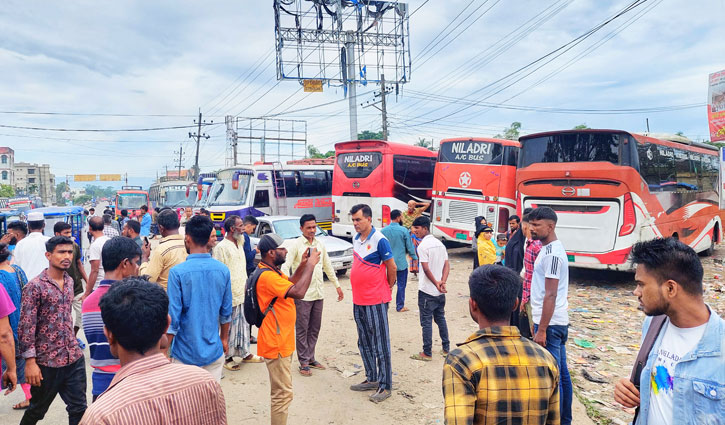 সুনামগঞ্জে পরিবহন শ্রমিকদের কর্মবিরতি চলছে