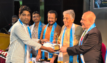 Journalist Hasan Mahamud gets Sher-e-Bangla Gold Medal Award 