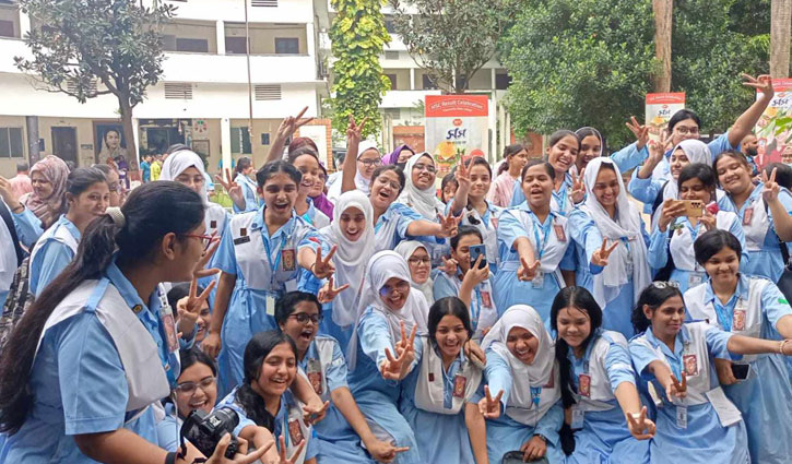 145,911 students secure GPA-5, girls outshine boys