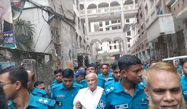 Kamal Ahmed Majumdar placed on 3-day remand