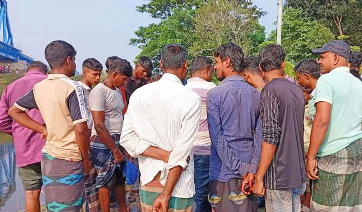 Three suspected cattle thieves lynched in Narail