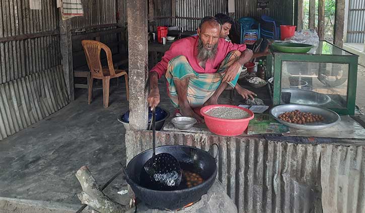 আলীর গুলগুলির দাম এখনও ১ টাকা