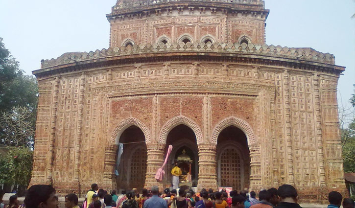 ঐতিহ্য নান্দনিকতায় অনন্য কান্তজির মন্দির 