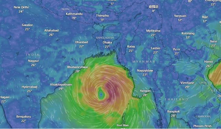 ঘূর্ণিঝড় ‘দানা’: বন্দরে ৩ নম্বর সংকেত