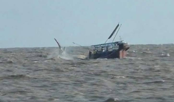 Trawler capsizes in Bay, fisherman dead